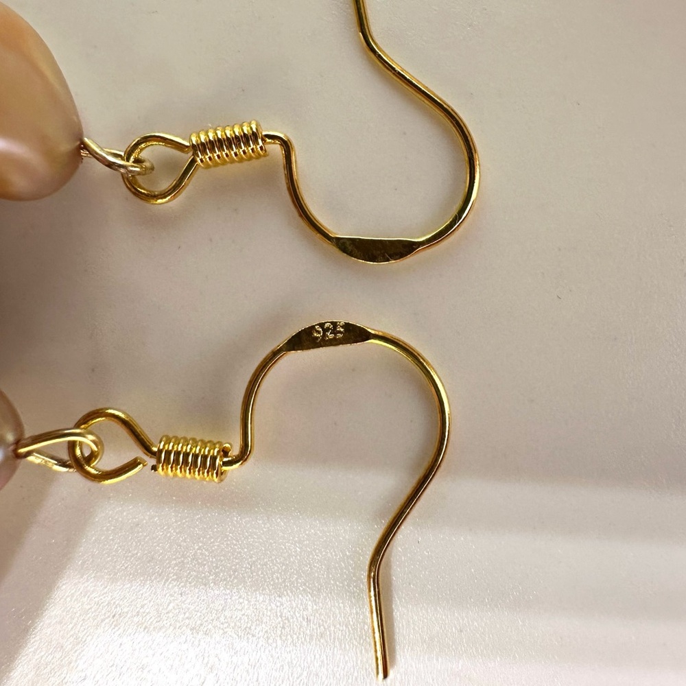 NEW⚜️Baroque Champagne Pearl Teardrop Earrings - Picture 5 of 5